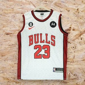 Michael Jordan #23 Chicago Bulls‎ Jersey White Young Size Large ~ NBA ~ Nike